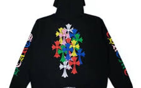 Chrome Hearts Hoodie: A Luxury Streetwear Essential