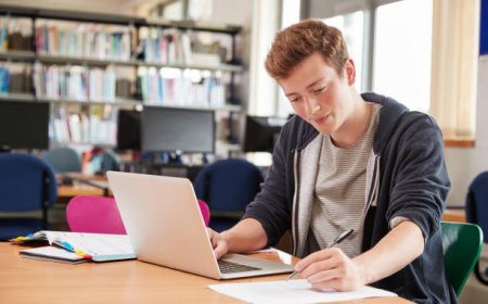 Best Assignment Writing Help for College Students in the UK