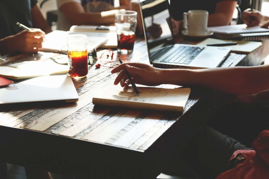 Affordable Dissertation Writing Solutions for MBA Students in the Digital Marketing Era Author: Denny Jennifer