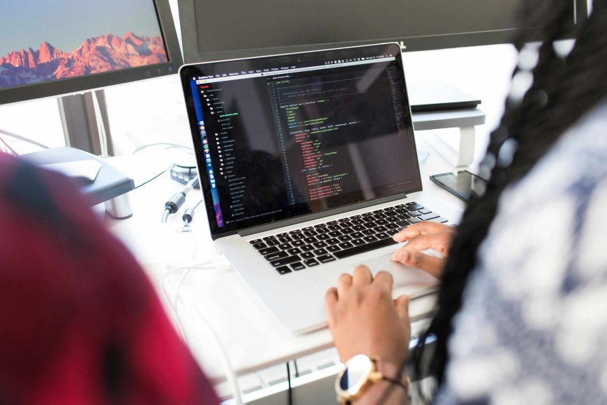 From PPC to Mobile: Why UK Businesses Benefit from a Google Ads Agency Near Me and a Mobile App Development Company in Chicago