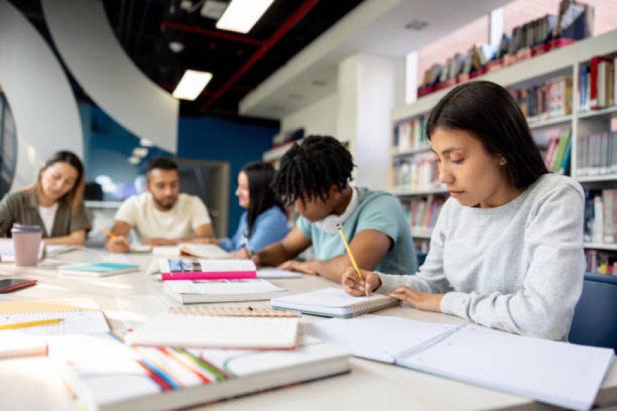 Why More UK Students Are Turning to Dissertation Writing Help for Academic Success
