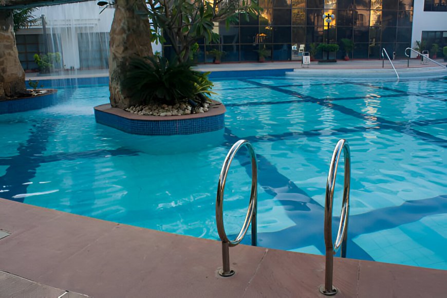 Top Swimming Pools Near Me in Chennai: Dive into Comfort, Sea Breeze & Scenic Getaways