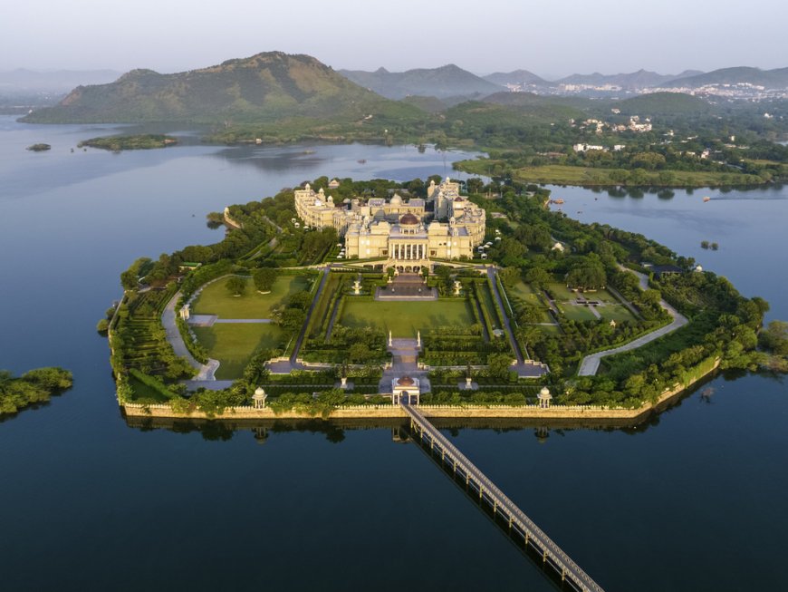 Discover Rajasthan’s Beauty with Udaipur Tour Package